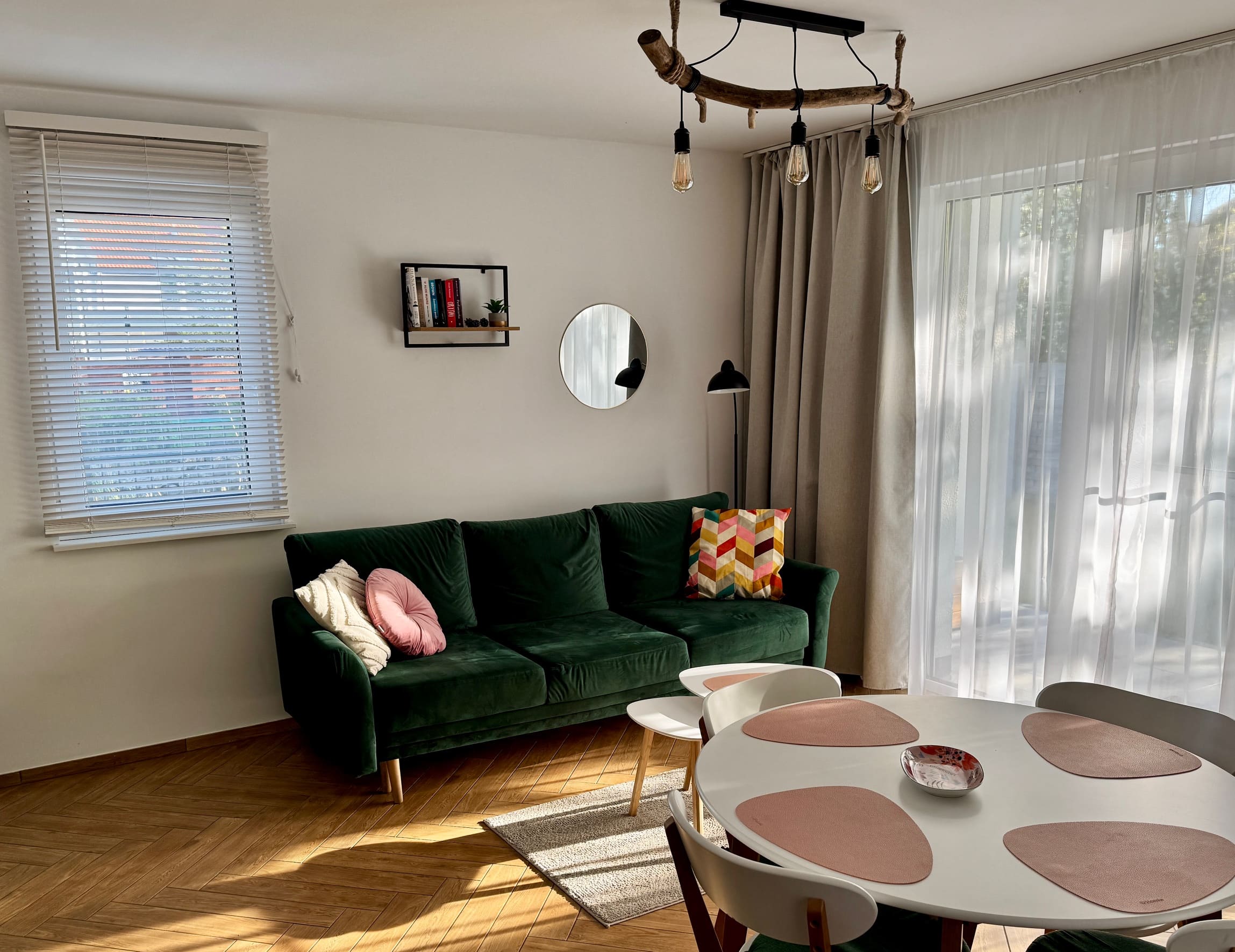 Hol apartament plaza